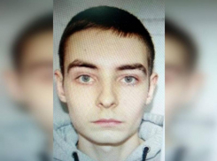 Убившего отца и порезавшего мать ростовчанина нашли мертвым