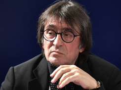 «Хлопки, все падало, огонь сумасшедший»: уроженец Ростова Юрий Башмет сообщил подробности пожара в доме его дочери