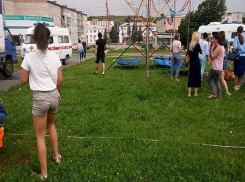 Четверо школьников из Ростова получили тяжёлые травмы на батуте под Челябинском 