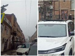 В Ростове с фасада «Дома с ангелами» упал кирпич на автомобиль