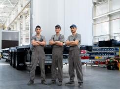 Выносливого и исполнительного комплектовщика ищут на производство в Ростове 