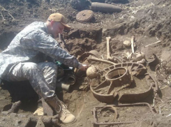 В Ростовской области поисковики обнаружили танк КВ-1 с экипажем на борту
