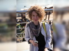 «Ростов — город, где все время идет уличный спектакль»: экскурсовод из Питера придумала первую настольную игру о донской столице