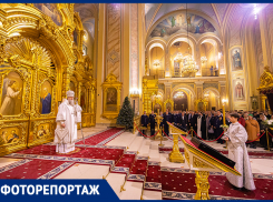 Тысячи православных жителей Ростова встретили Рождество в храмах 