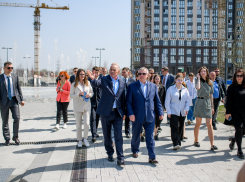 Губернатор Голубев посетил строительство нового парка в квартале «Левобережье»