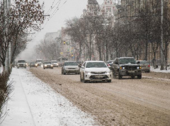 Неслыханная щедрость от коммунальщиков Ростова: по городу стало можно ходить без риска для жизни