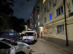 Сквозная трещина появилась в доме на улице Ивановского в Ростове