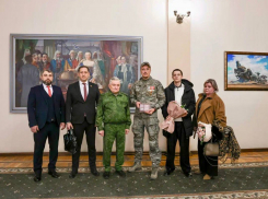 В Ростове семье погибшей на СВО Ольги Греховодовой с позывным «Молния» вручили Орден Мужества