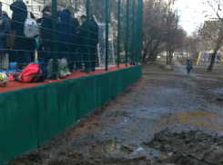 Спортивную площадку заперли в Ростове после показушного открытия для Кушнарева