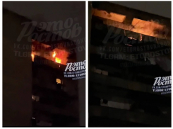 В Ростове на улице Вятской горела крыша и балкон общежития