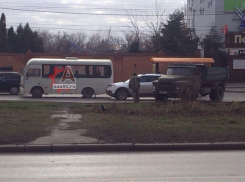 Виновником тройного ДТП на Западном оказался водитель маршрутки