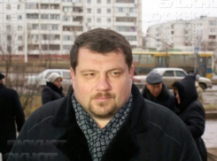 Руководителя департамента строительства в Ростовской области осудили на 9 лет за взятку