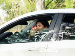 «Золотой» девочке пришлось раскошелиться за возмутительную езду по аллеям нового парка Ростова 