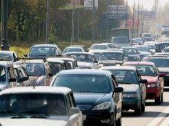Восьмибалльная пробка образовалась на Малиновского в Ростове