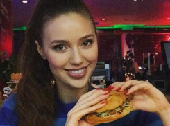 Ростовская любовница Тарасова, в отличие от Бузовой, собралась родить ему детей