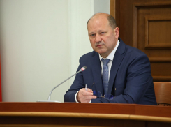 По распоряжению Александра Скрябина на Ворошиловском мосту и улице Левобережной стартовали работы по ремонту системы освещения