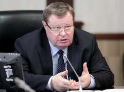 Полпред Устинов вошел в десятку самых высокооплачиваемых сотрудников администрации президента в 2021 году