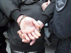 Ростовчанка организовала наркопритон в квартире на Туполева