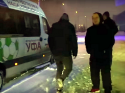 Молодежка «Уфы» через сугробы пробивалась на матч в Ростове