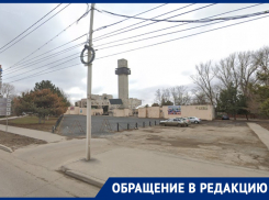 Жители Новочеркасска выступили против строительства кафе на месте парковки стадиона «Ермак»
