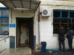 Злоумышленники сожгли управление ЖКХ вместе со всей документацией в Ростовской области