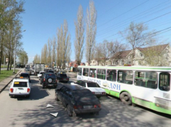 Полосы для общественного транспорта предложили выделить на улице Малиновского в Ростове