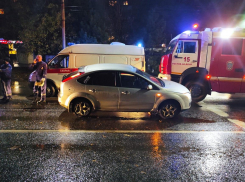 Мужчина скончался на месте аварии в Ростове