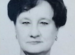 Зеленоглазая брюнетка в черном платье бесследно пропала в Ростовской области