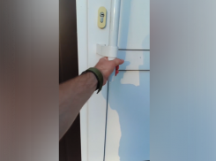 Пляжный сезон на Зеленом острове начался без работающих туалетов