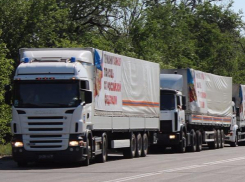 Автомобильная колонна с гуманитарной помощью отправилась в Донбасс из Ростовской области 