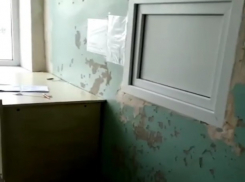 Наводящая леденящий ужас и шок больница в Ростовской области попала на видео 