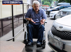 Нас просто вынуждают бросаться под колеса машин, - Петр Николаенко