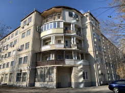 В Ростове приступили к техобследованию «Дома актера»