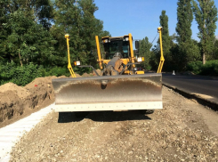 В последние летние дни в Ростове «закипела» дорожная работа 