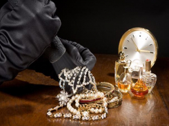 Доверчивая пьяная девушка пригласила домой ростовчанина и спровоцировала его на преступление