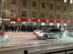 Глава Ростовской области потребовал от Минтранса назвать причины дорожных сбоев после снегопада