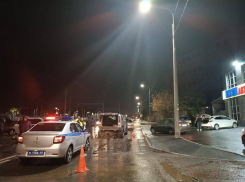 В массовой аварии в центре Ростова пострадали пять человек 