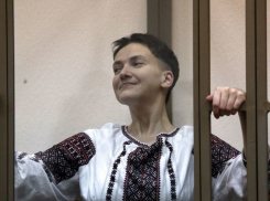 Порошенко попросил Путина освободить Савченко 