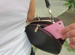 Девушка с дорогим мобильником стала жертвой рецидивиста на улице Ростова