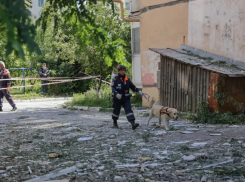 Жителям пострадавшего от БПЛА дома в Гуково предоставят новое жилье