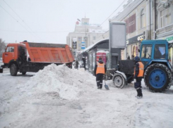 Резкие скачки температуры и удары стихии по Ростову пообещали синоптики