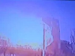 Момент взрыва на заводе в Ростовской области попал на видео