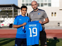 Ростовский футбольный клуб «Чайка» подписал контракт с Рамазаном Оразовым