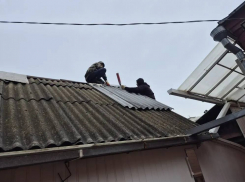 В Ленинском районе Ростова из-за непогоды несколько домов получили повреждения