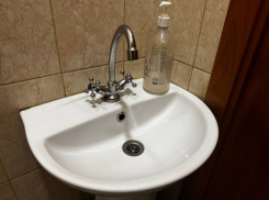 Два города и два района Ростовской области остались без воды