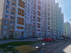 В День города молодая ростовчанка выпала из окна 14-го этажа