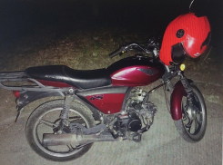 Подросток на мопеде сбил 7-летнюю девочку в Ростовской области 