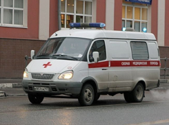 В Ростовской области столкнулись КамАз и ВАЗ-21074: пострадали четыре человека 