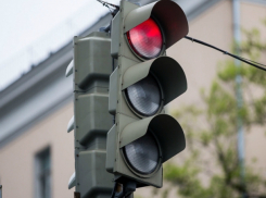 За три новых светофора из бюджета Ростова и области «отстегнут» 1,9 миллионов рублей