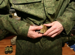 Военнослужащий продавал наркотики в воинской части Ростовской области